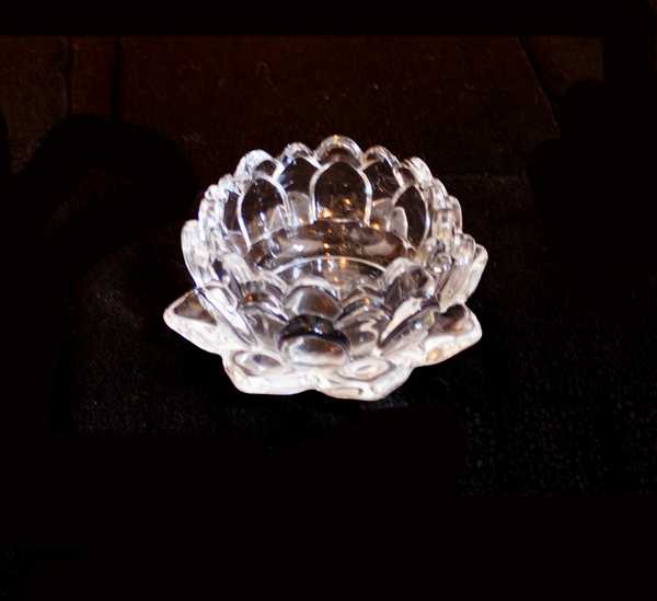 Подсвечник стеклянный ЦВЕТОК 9*3см