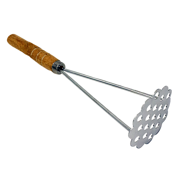 Картофелемялка с деревянной ручкой