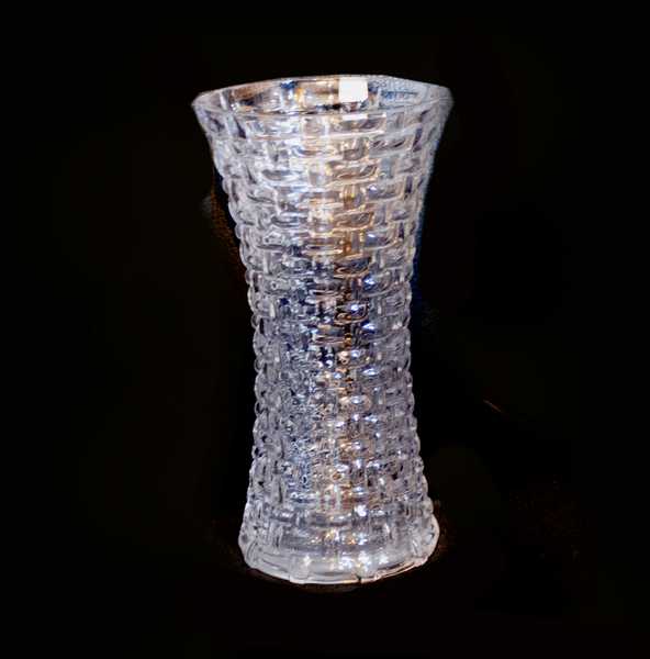 Ваза стеклянная для цветов h-25см