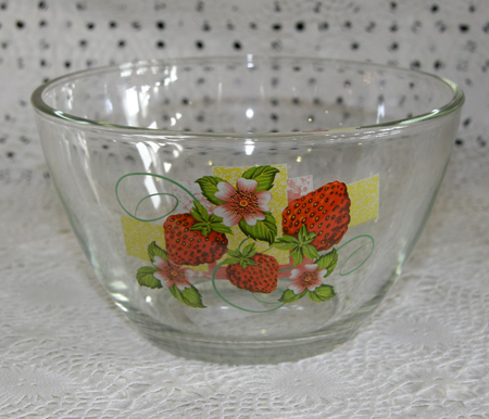 Салатник "Гладкий"  большой Клубника