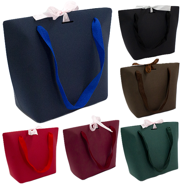 Пакет подарочный бумажный LADY 20*10*18см Пакет подарочный бумажный LADY 20*10*18см