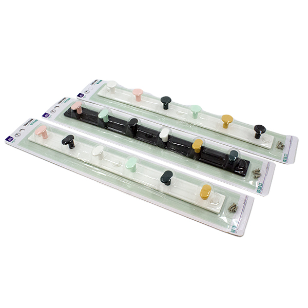 Планка с 6 крючками (пластик) Планка с 6 крючками (пластик)